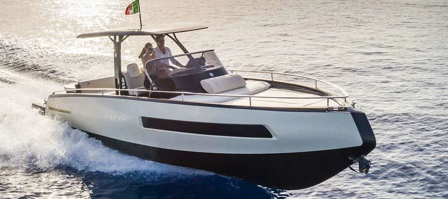 BoatPhoto.coverAlt