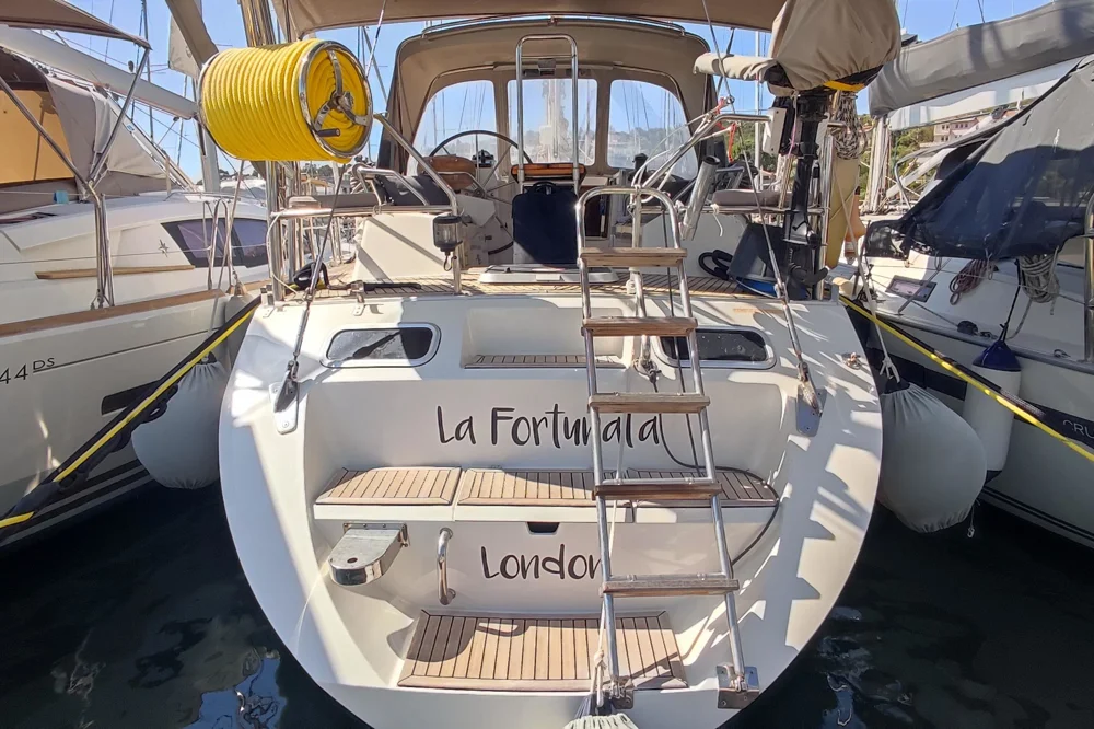 BoatPhoto.coverAlt