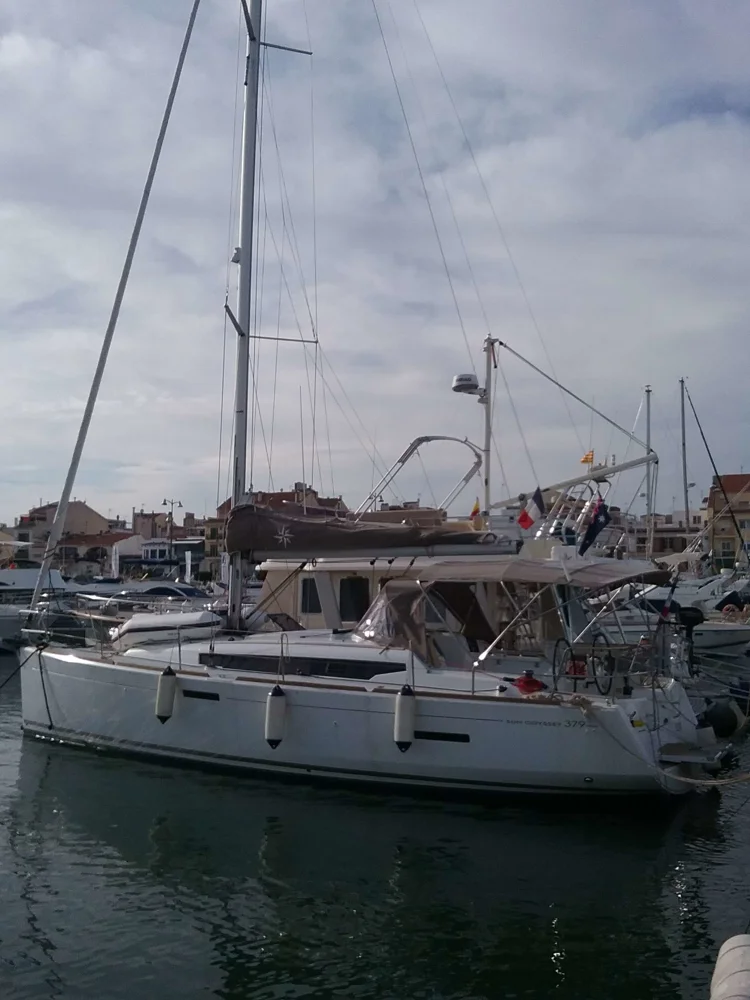 2015 Jeanneau SUN ODYSSEY 379 for sale in Kálymnos, Greece, photo 1 of 5