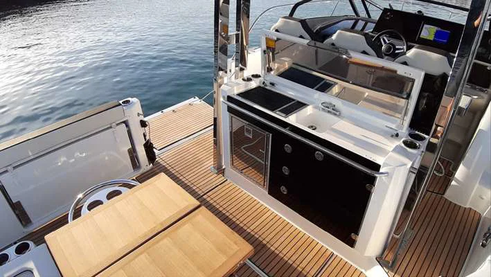 BoatPhoto.alt