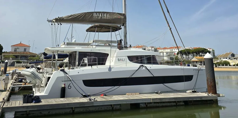 BoatPhoto.coverAlt