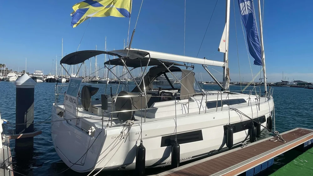 BoatPhoto.coverAlt