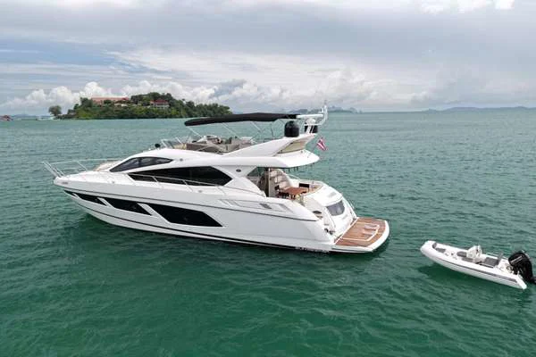 BoatPhoto.alt