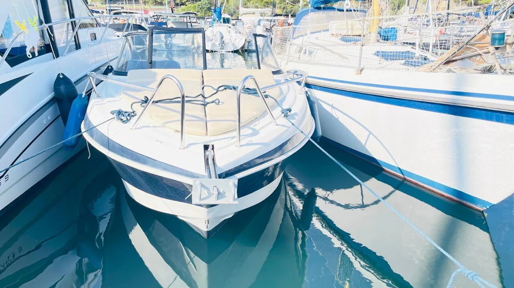 BoatPhoto.coverAlt