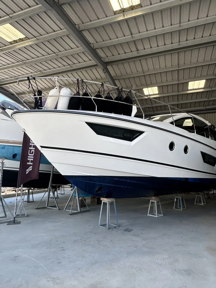 BoatPhoto.coverAlt