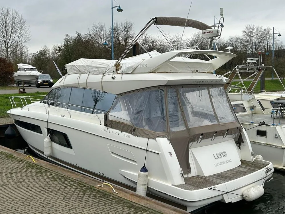BoatPhoto.alt