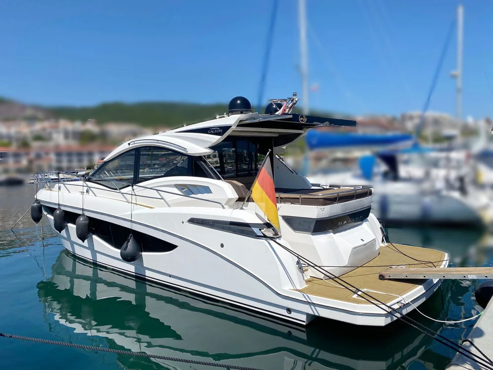 BoatPhoto.alt