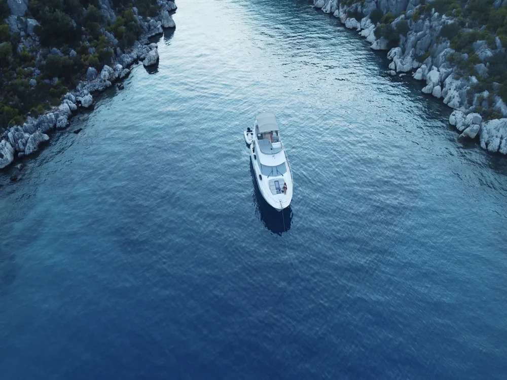 BoatPhoto.coverAlt