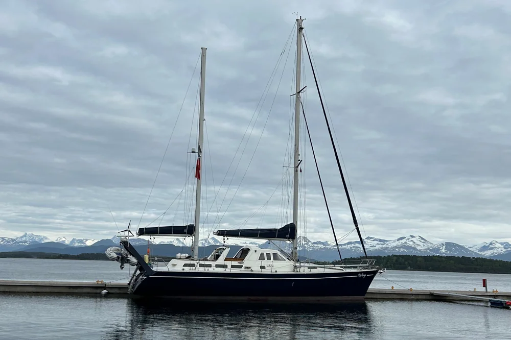 BoatPhoto.alt