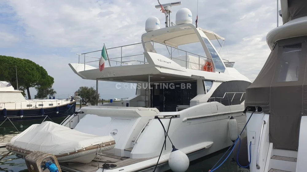 BoatPhoto.alt