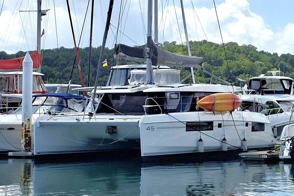 BoatPhoto.coverAlt