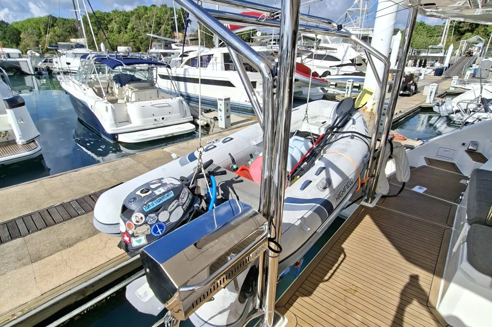 BoatPhoto.alt