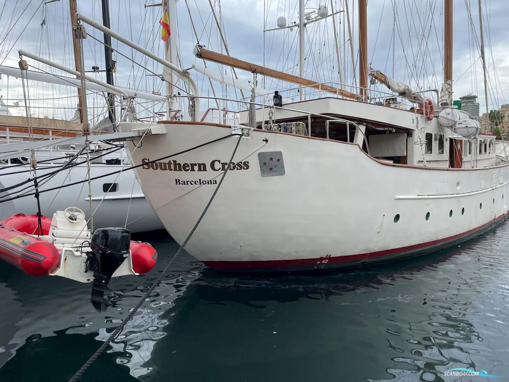 BoatPhoto.alt