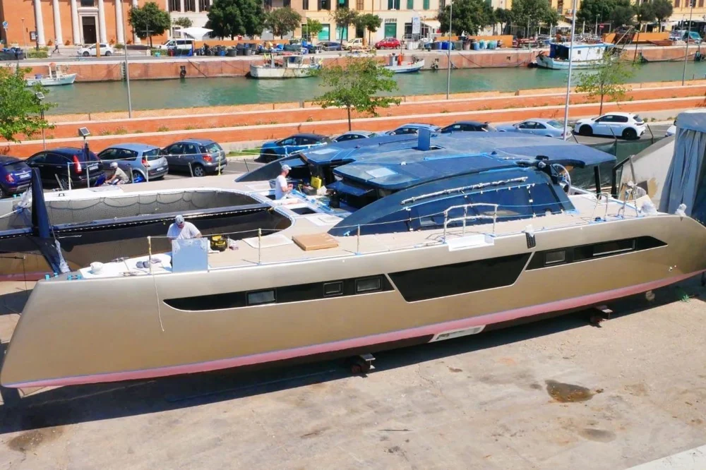 BoatPhoto.coverAlt