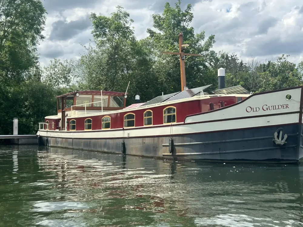 BoatPhoto.alt