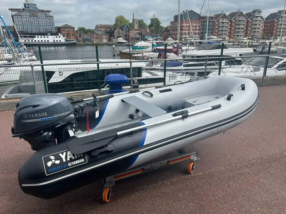 BoatPhoto.alt