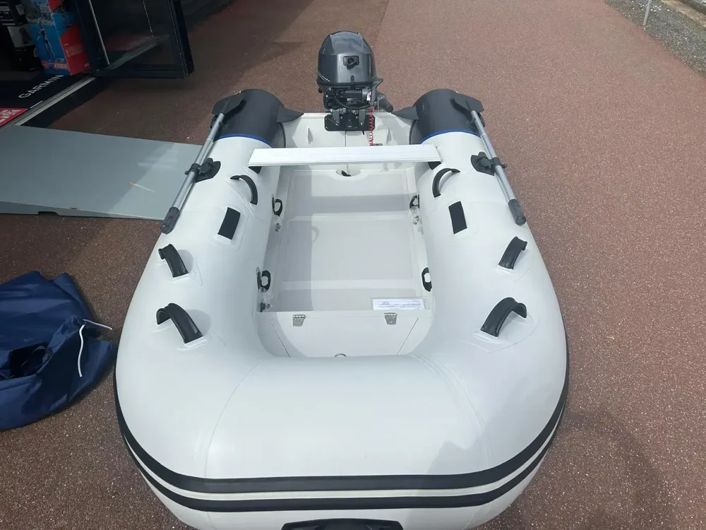 BoatPhoto.alt