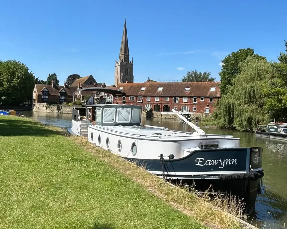 BoatPhoto.alt