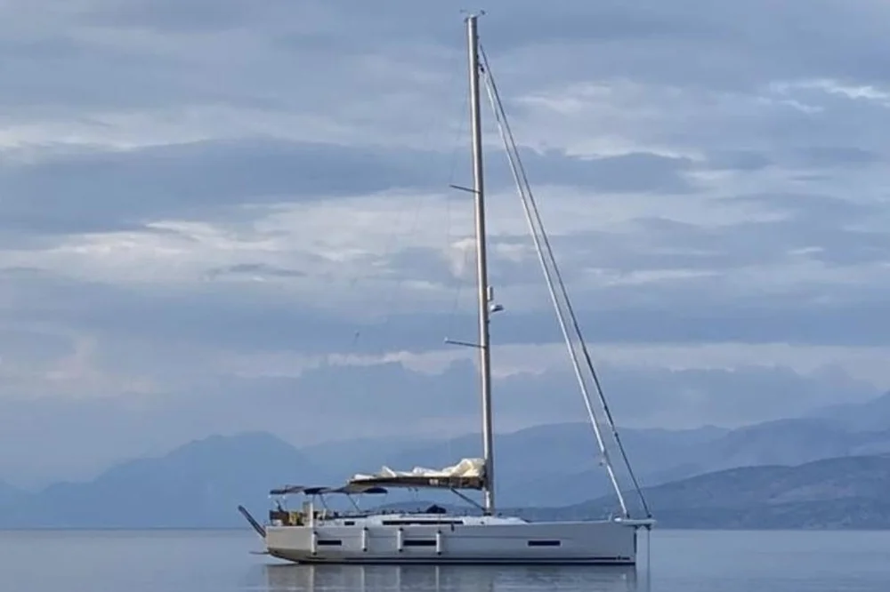 BoatPhoto.alt