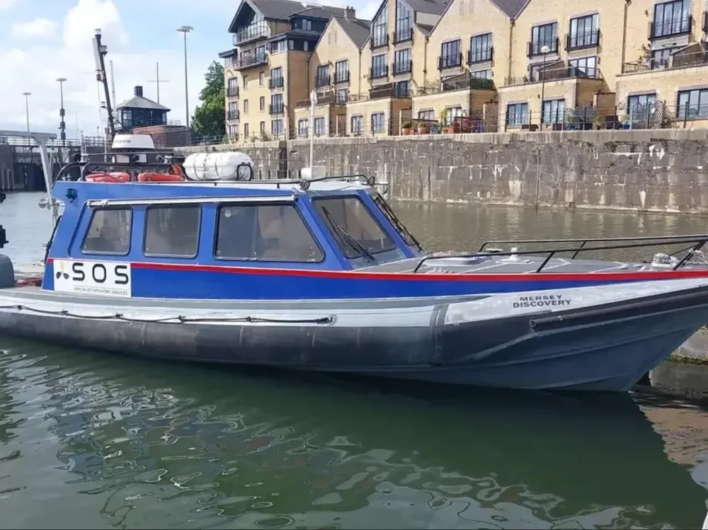 BoatPhoto.coverAlt