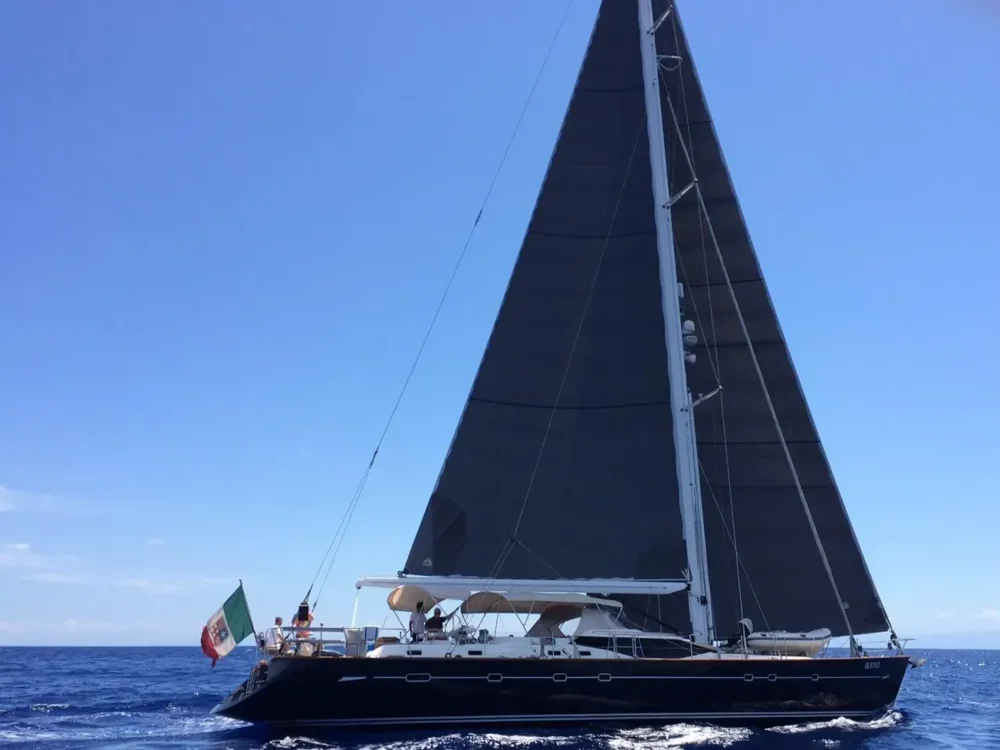 2004 Oyster Yachts 82 for sale in Italy, photo 2 of 5