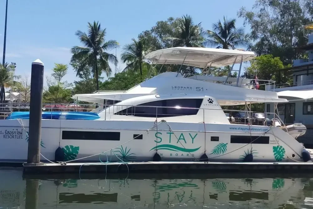 BoatPhoto.alt