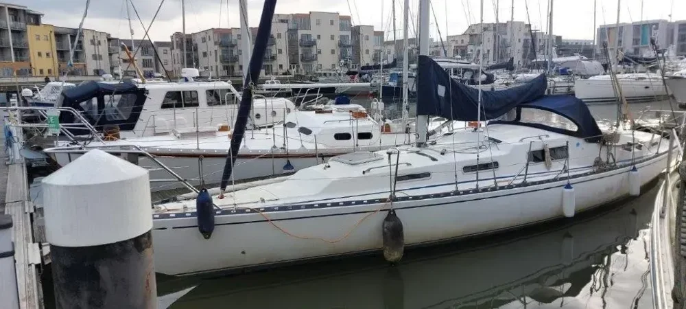 BoatPhoto.coverAlt