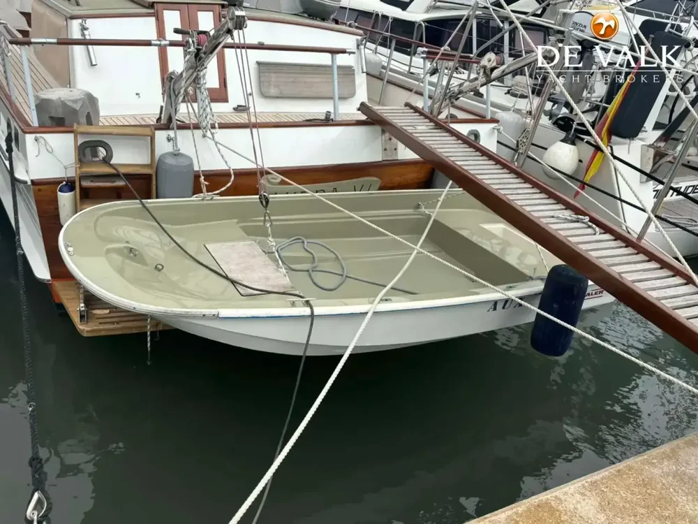 BoatPhoto.alt
