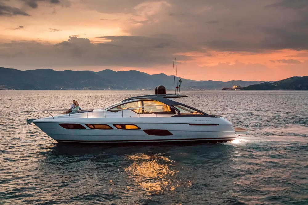 BoatPhoto.coverAlt