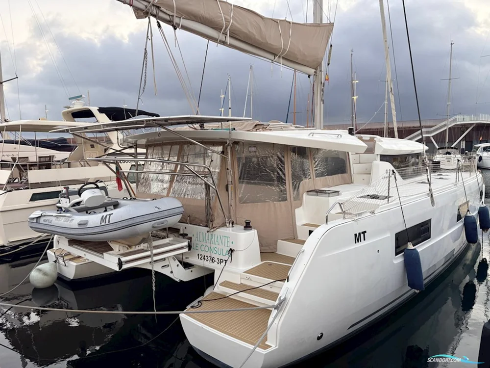2021 Lagoon Lagoon 46 for sale in Barcelona, Spain, photo 2 of 5