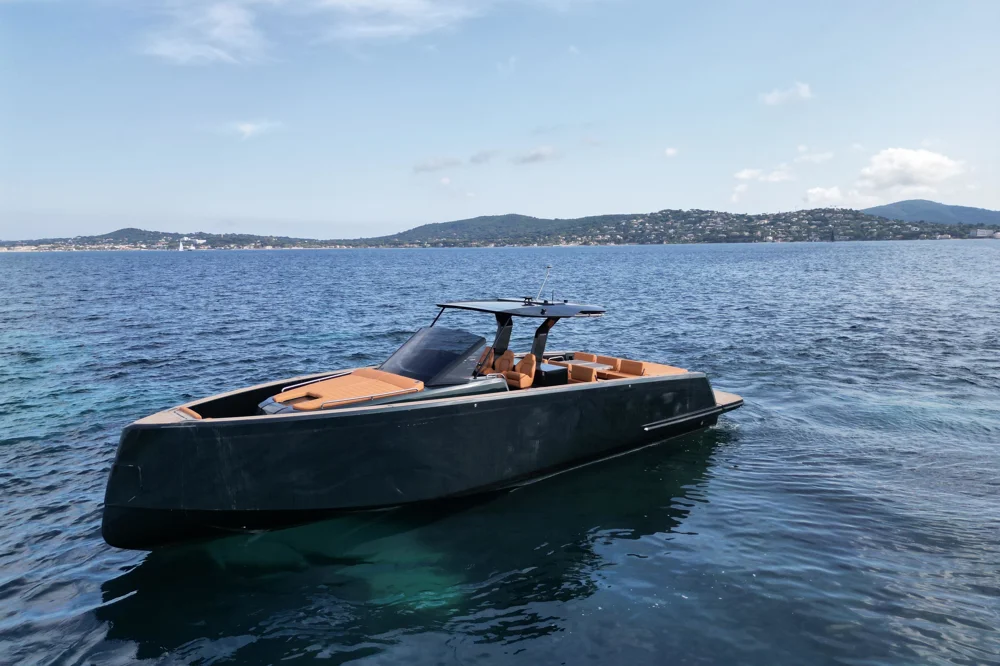 2022 Pardo Yachts 43 for sale in Cogolin, France, photo 3 of 5