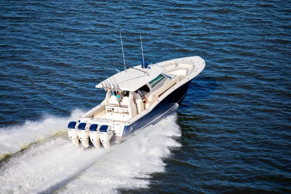 BoatPhoto.coverAlt