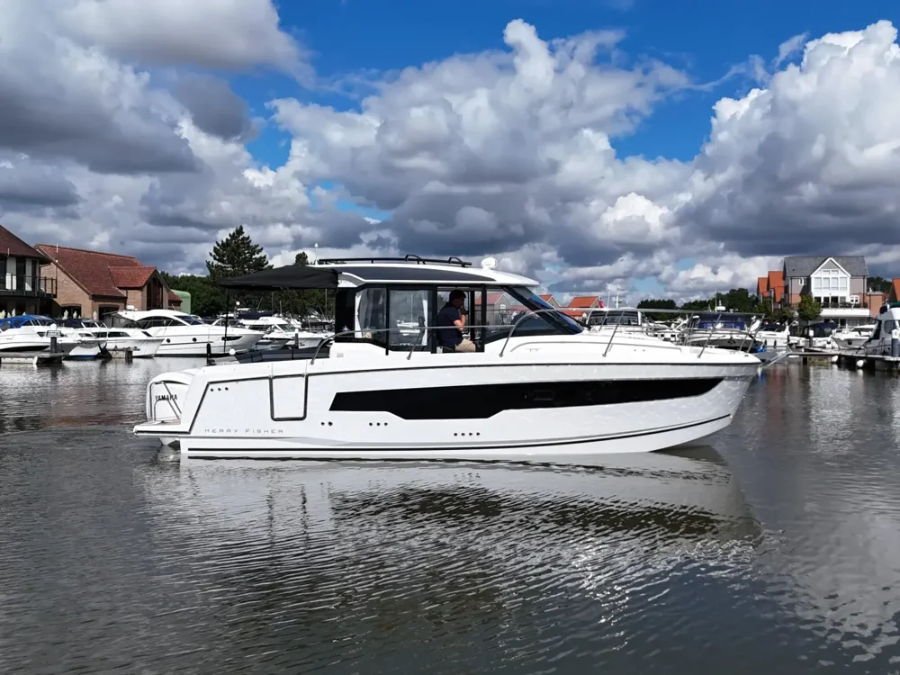 2025 Jeanneau Merry Fisher 895 for sale in Lincoln, United Kingdom, photo 2 of 5