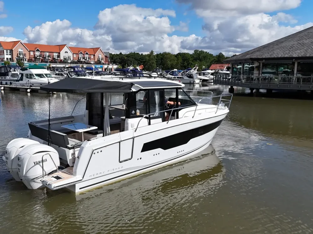 2025 Jeanneau Merry Fisher 895 for sale in Lincoln, United Kingdom, photo 4 of 5