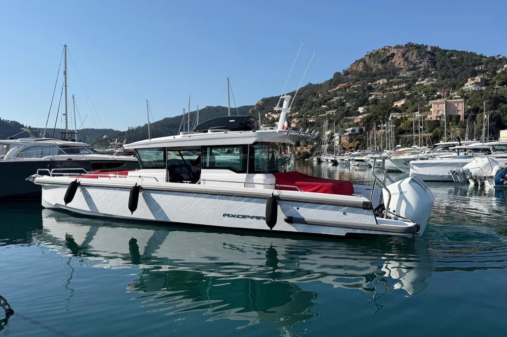 BoatPhoto.coverAlt