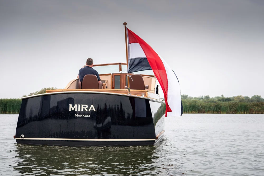 1952 Feadship Express Cruiser for sale in Makkum, The Netherlands, photo 3 of 5