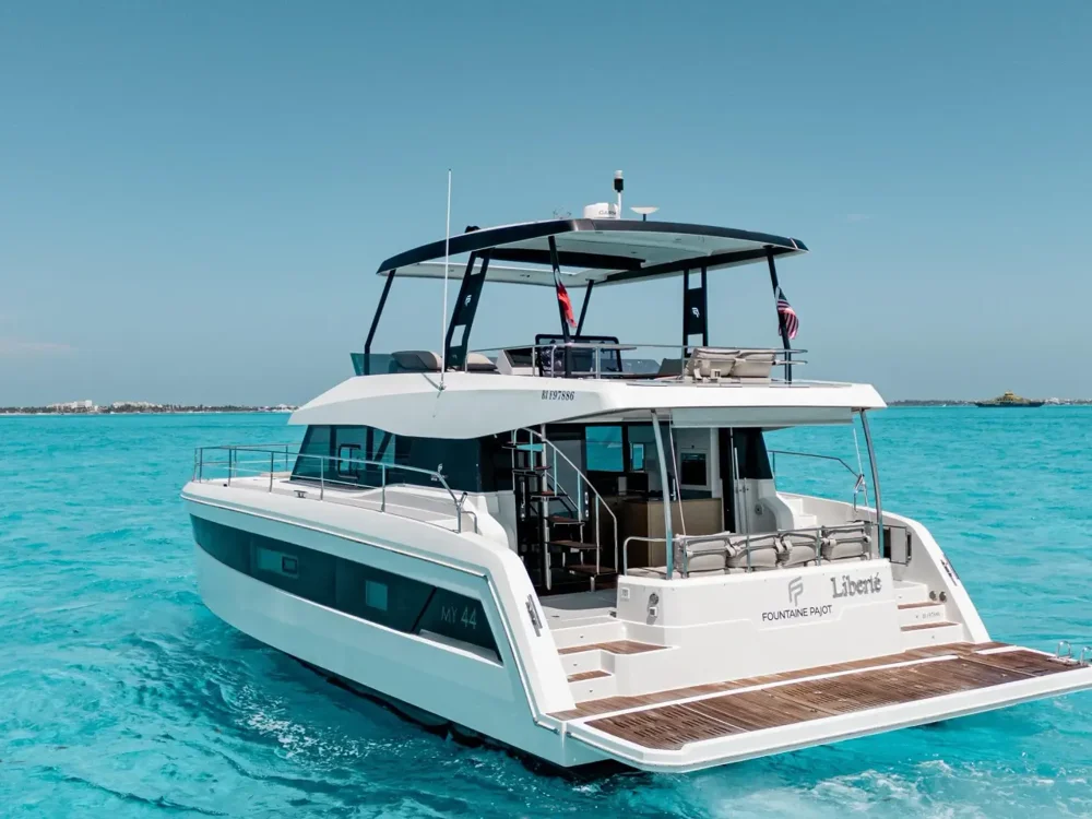 BoatPhoto.alt