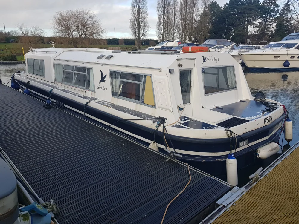 BoatPhoto.coverAlt