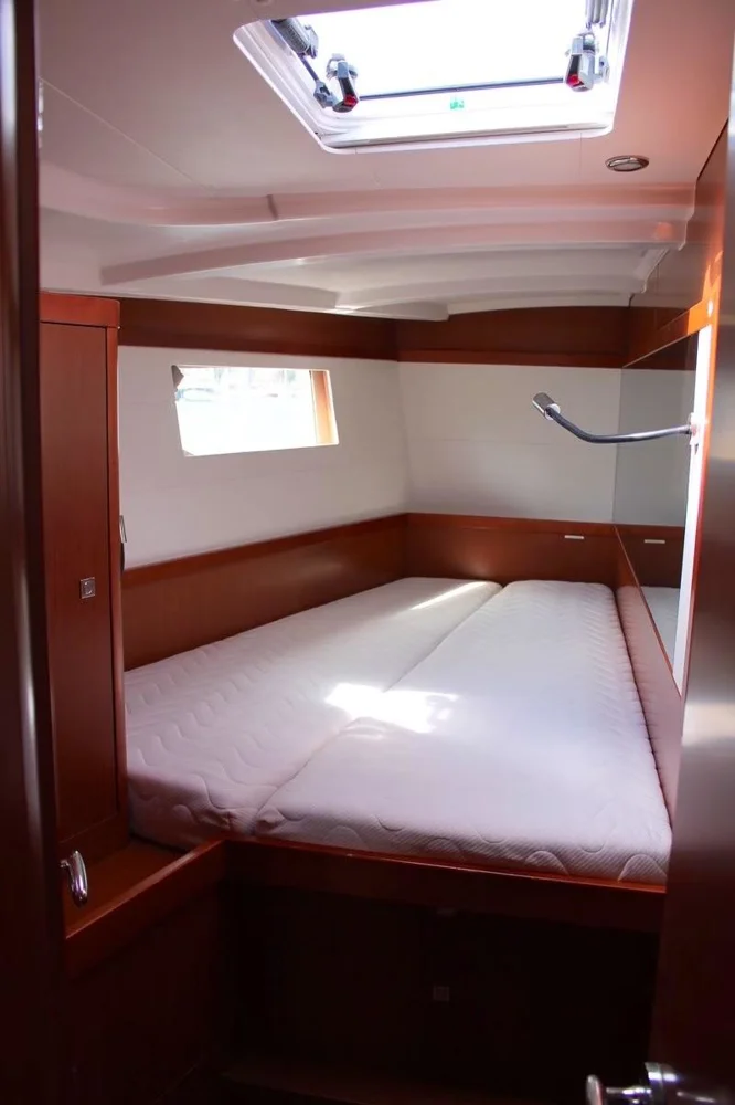 2015 BENETEAU Oceanis 48 for sale in Trapani, Italy, photo 4 of 5