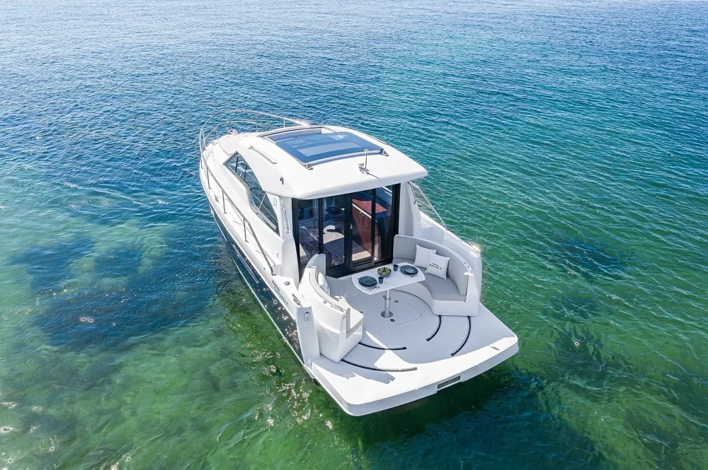BoatPhoto.alt