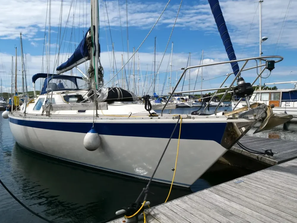 BoatPhoto.coverAlt