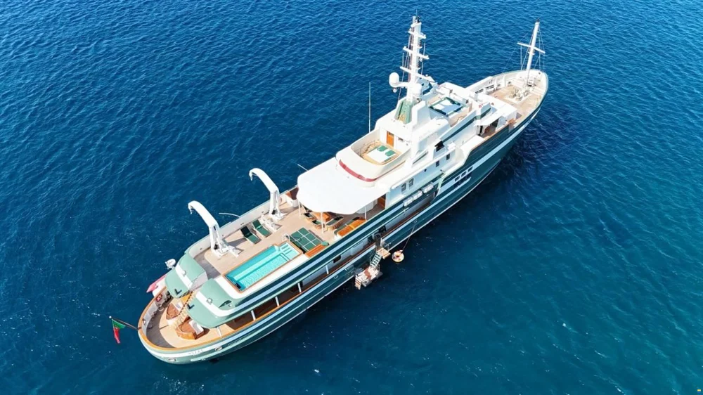BoatPhoto.alt