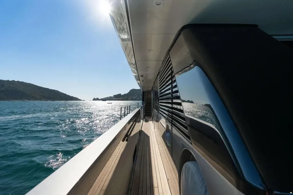 2018 Sanlorenzo 40 Alloy for sale in Dubai, United Arab Emirates, photo 2 of 5