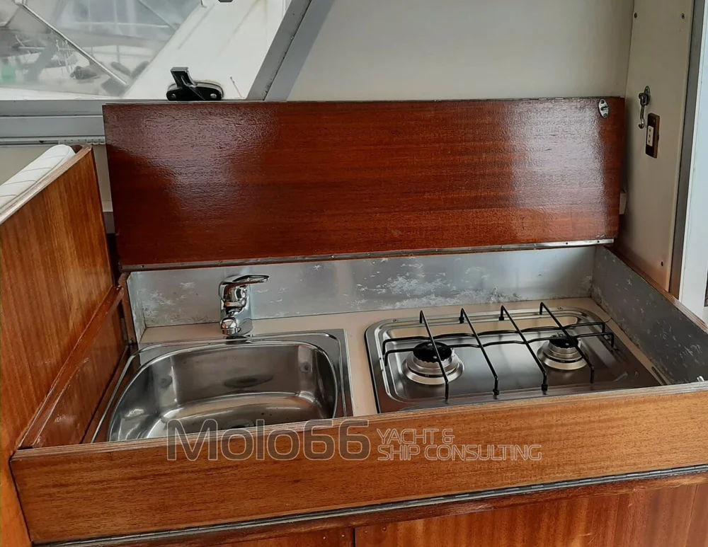 1982 Dellapasqua DC 9 for sale in Olbia, Italy, photo 4 of 5