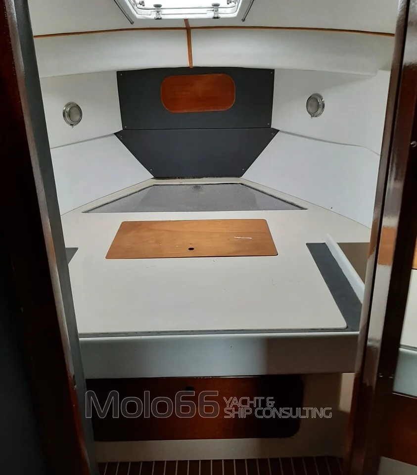 1982 Dellapasqua DC 9 for sale in Olbia, Italy, photo 5 of 5
