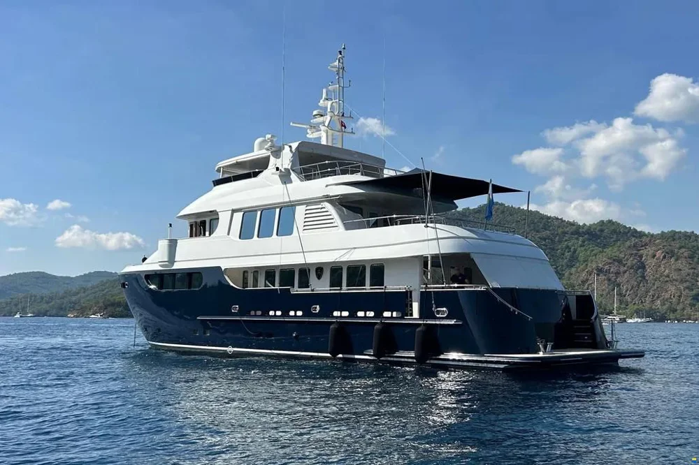 BoatPhoto.alt