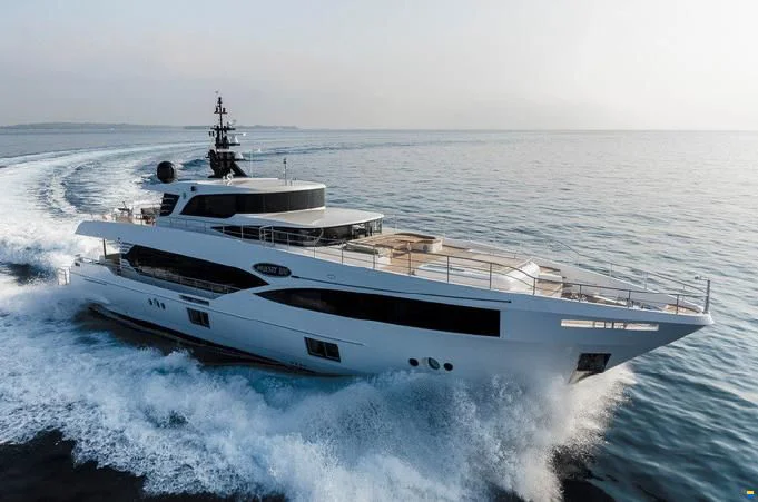 BoatPhoto.coverAlt