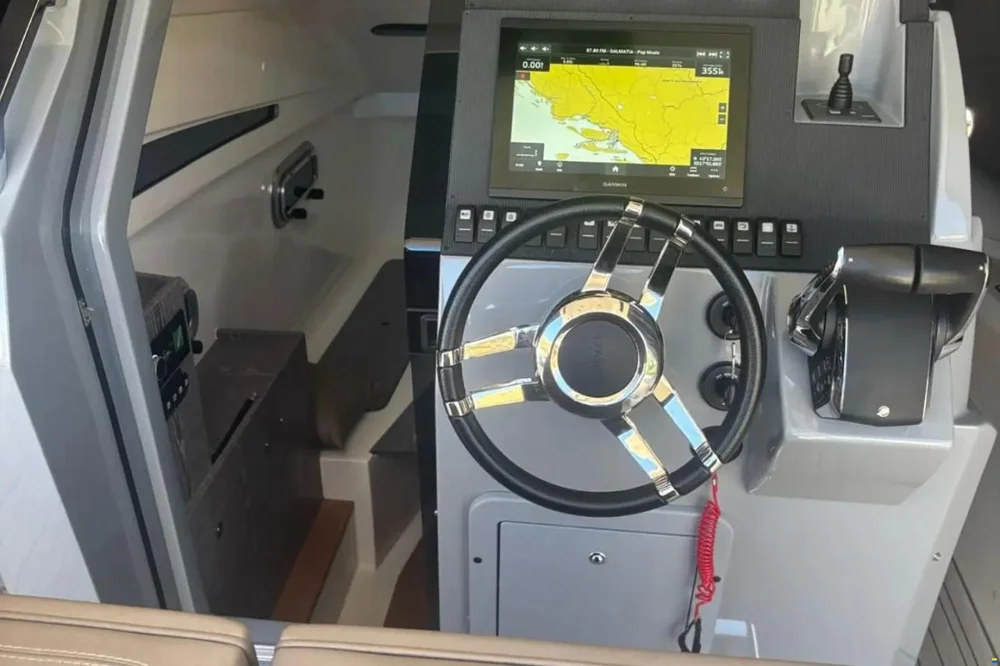 2023 Lomac Granturismo 10.5 for sale in Split, Croatia, photo 5 of 10