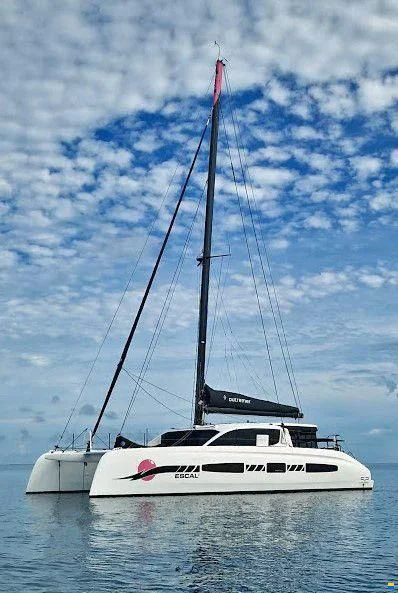 BoatPhoto.coverAlt