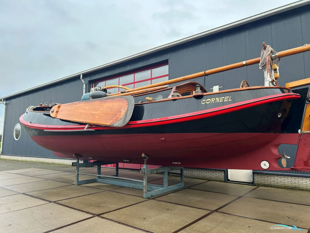 BoatPhoto.alt